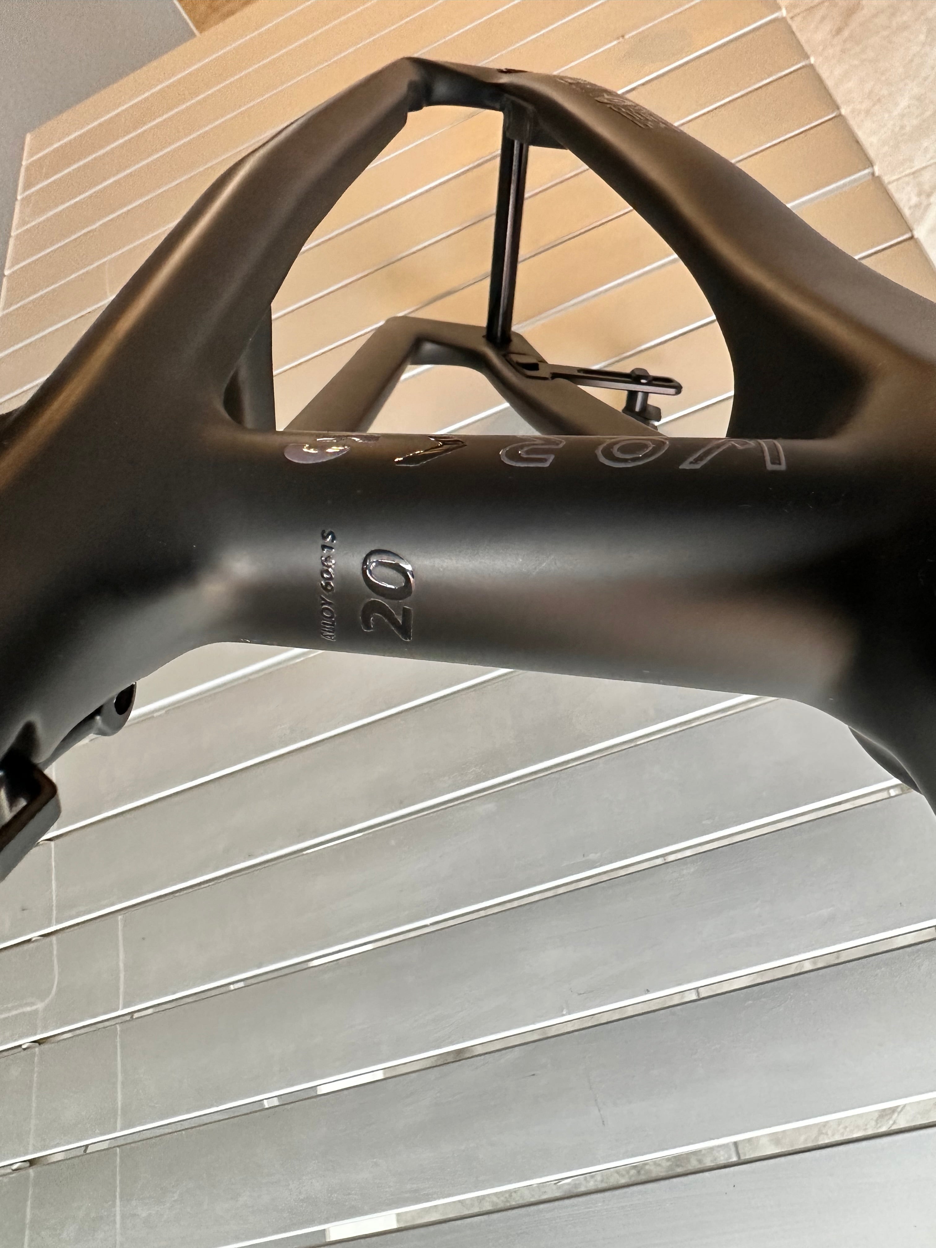 ZERONINE - DRK MTR CARBON RACE FRAME