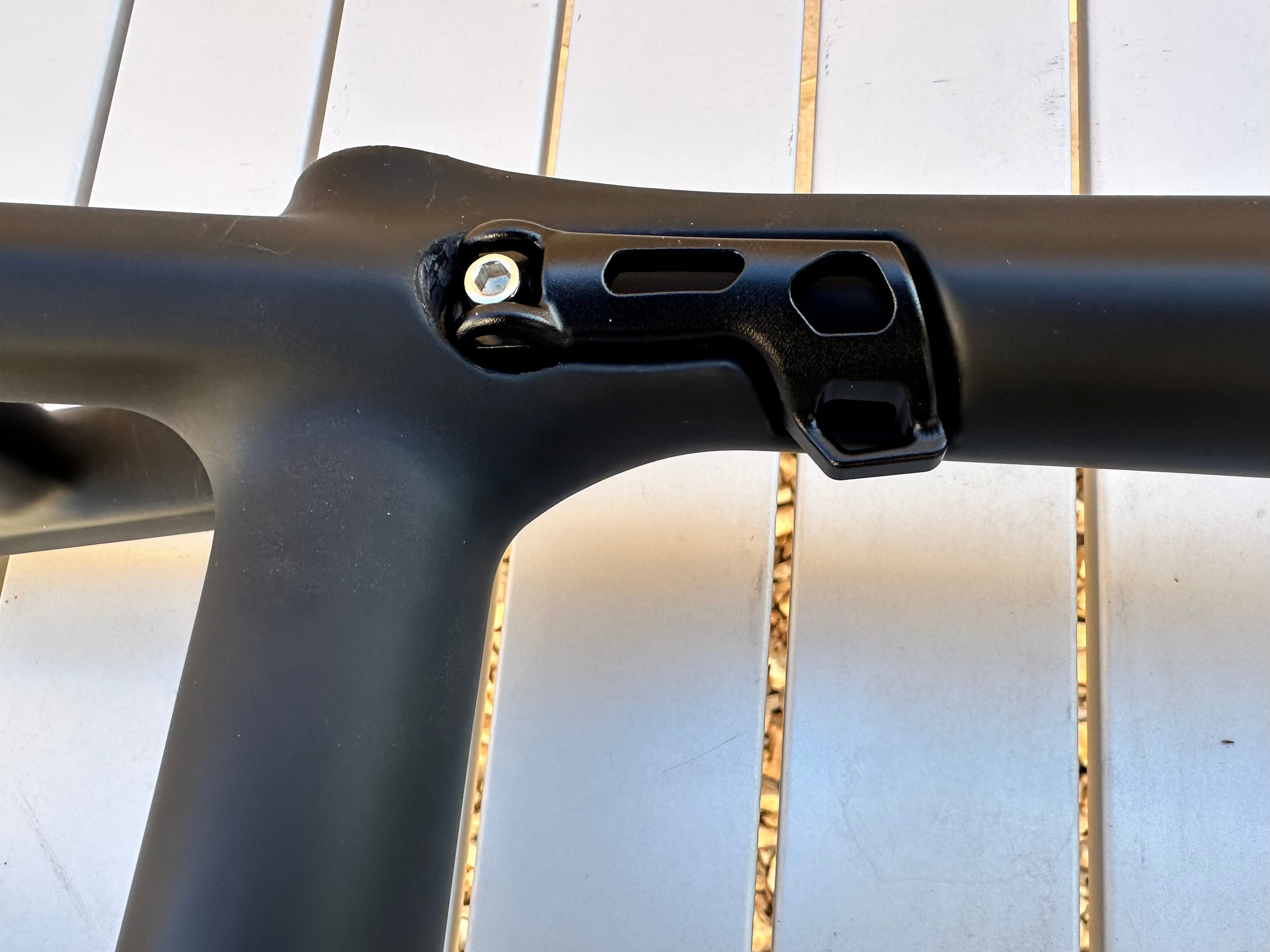 ZERONINE - DRK MTR CARBON RACE FRAME