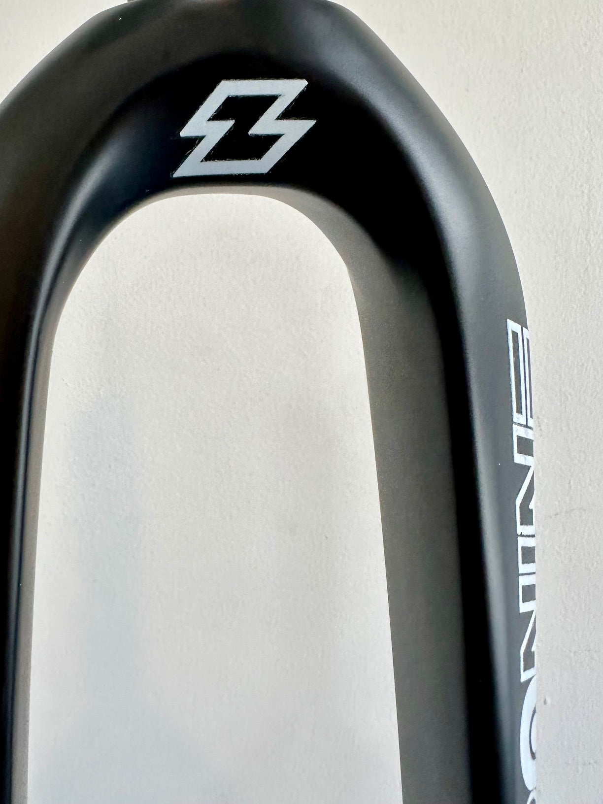 Zeronine - HEX CARBON FORK 20 X 20mm