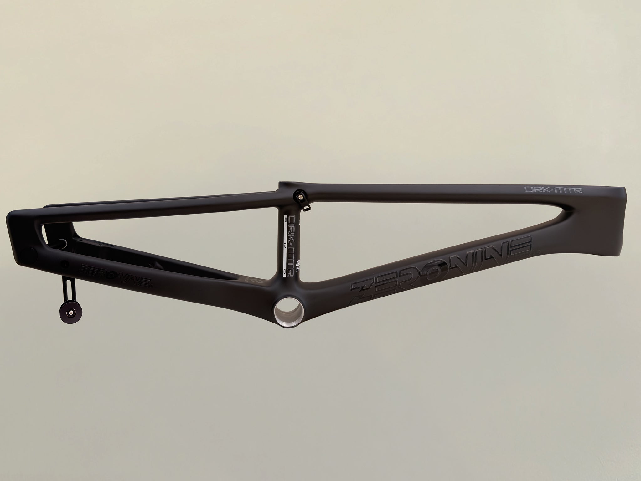 ZERONINE - DRK MTR CARBON RACE FRAME - BLACK or WHITE