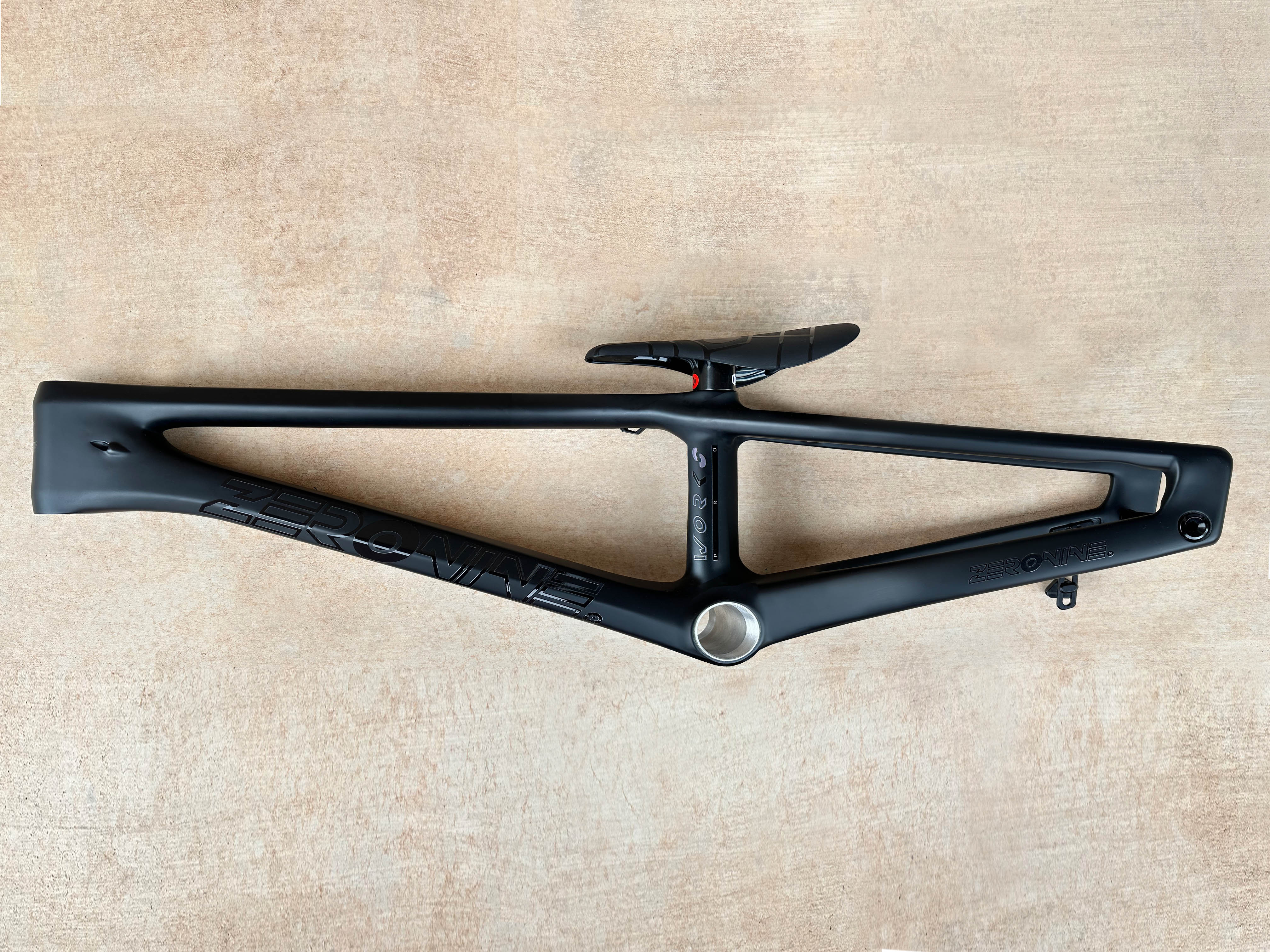 ZERONINE - DRK MTR CARBON RACE FRAME - BLACK or WHITE
