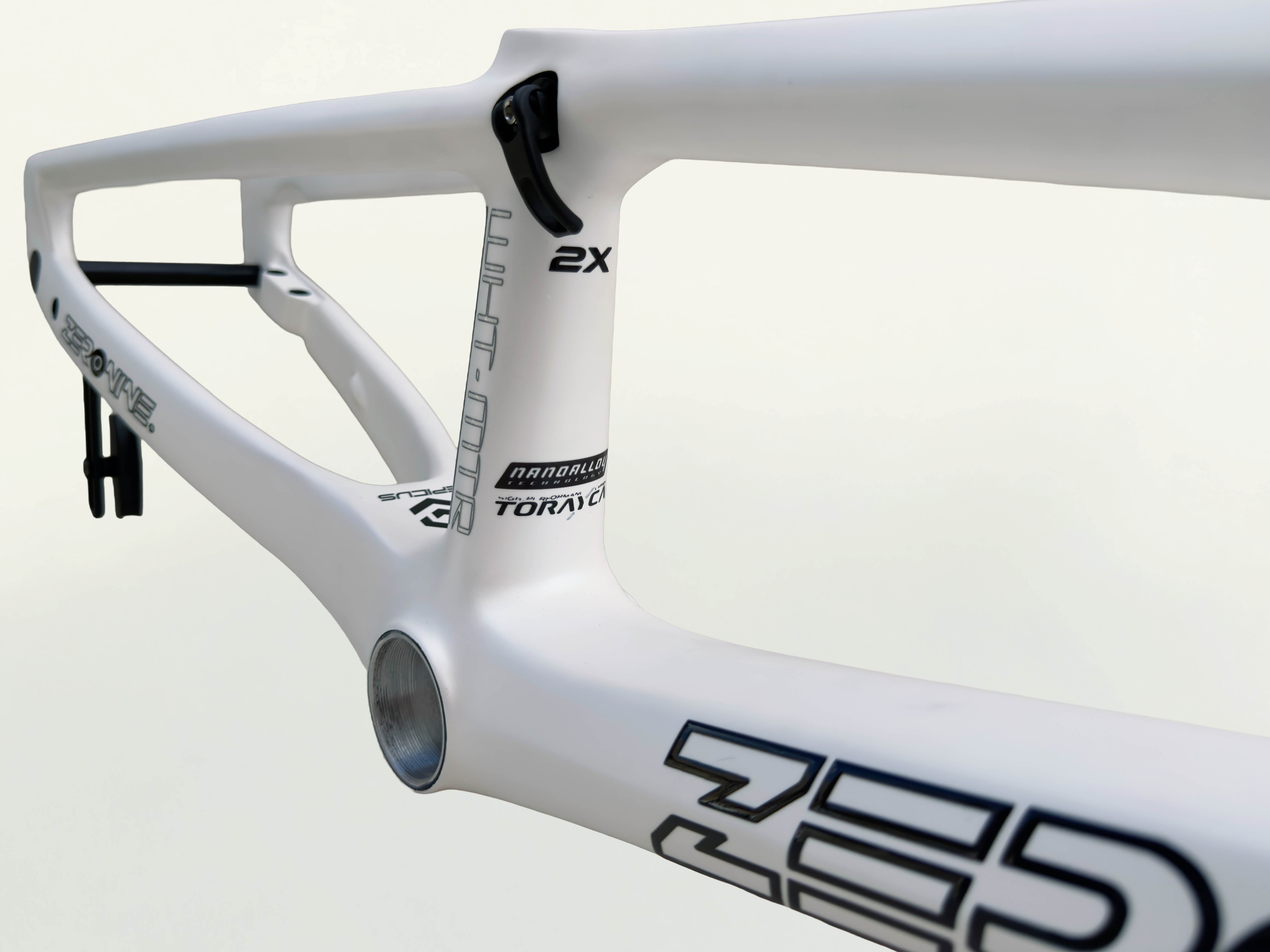 ZERONINE - DRK MTR CARBON RACE FRAME - BLACK or WHITE