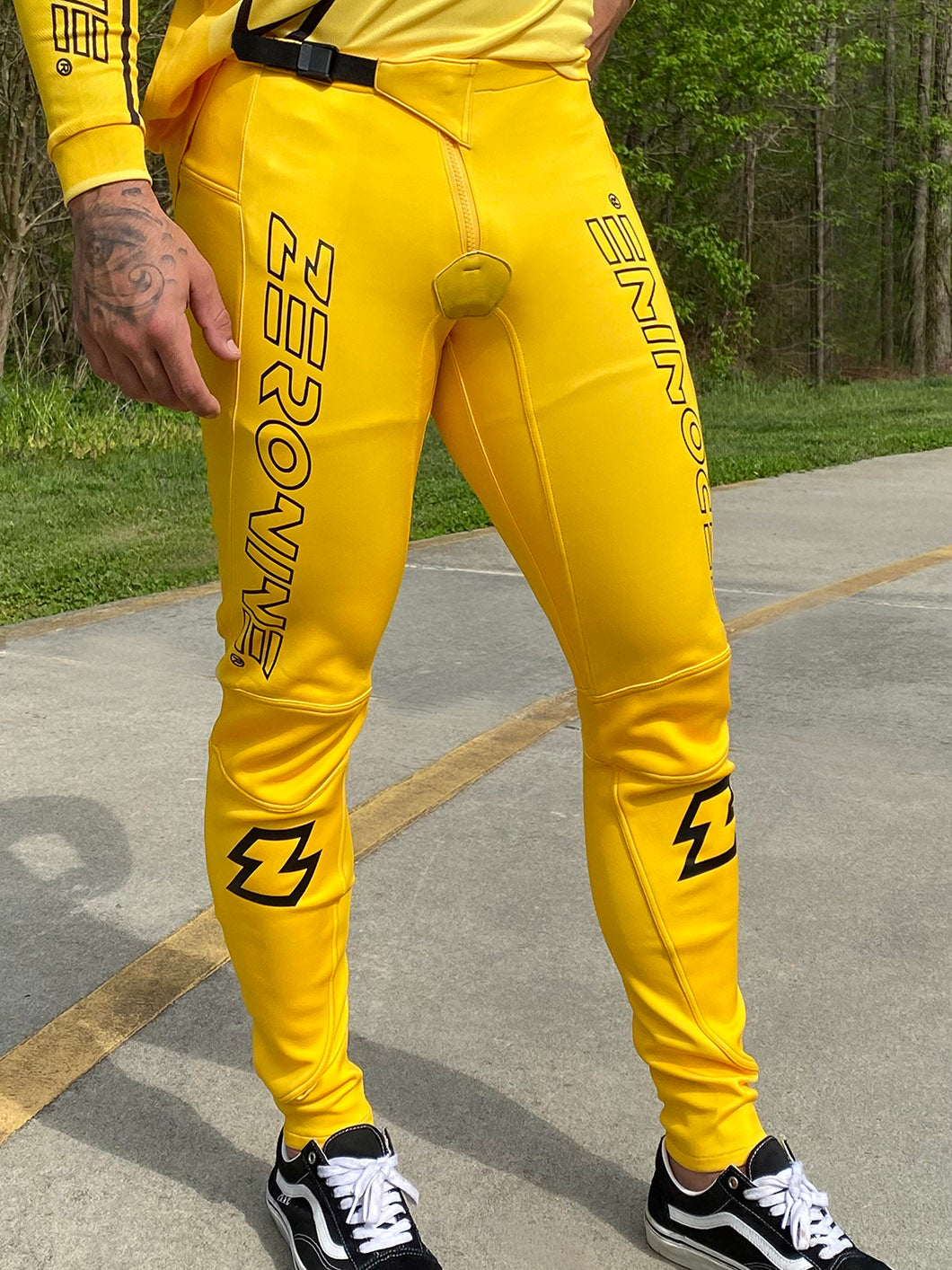 ZERONINE AIR FLOW RACE PANT - Team Colors – ZeronineBMX.co